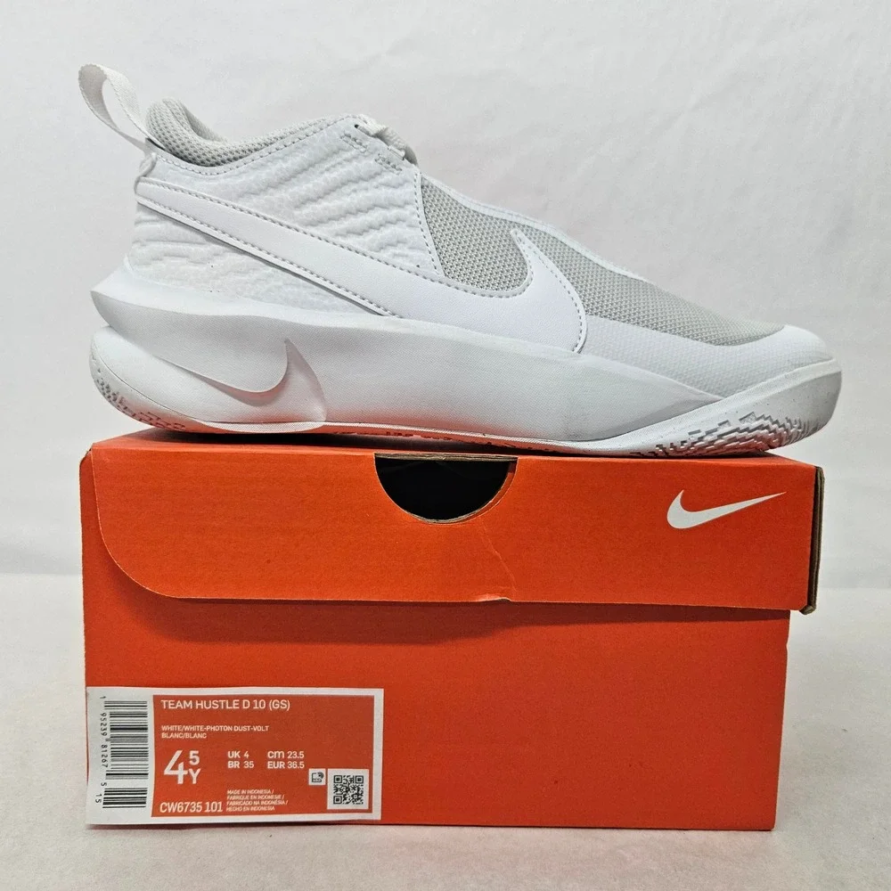 Nike Youth Team Hustle D 10 Basketball Shoes CW6735-101 White Photon Dust Sz 4.5